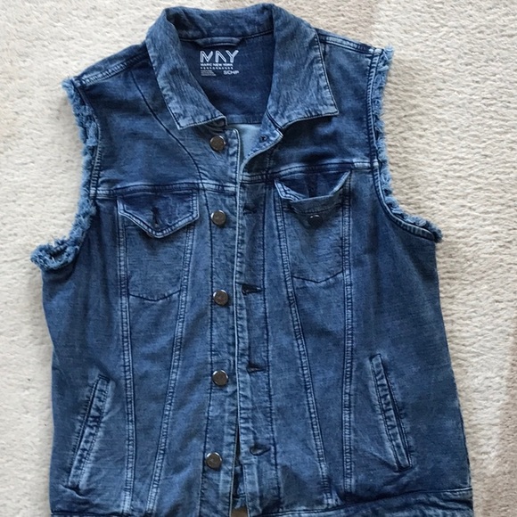 - Marc Jacobs Soft denim look vest - Picture 3 of 5